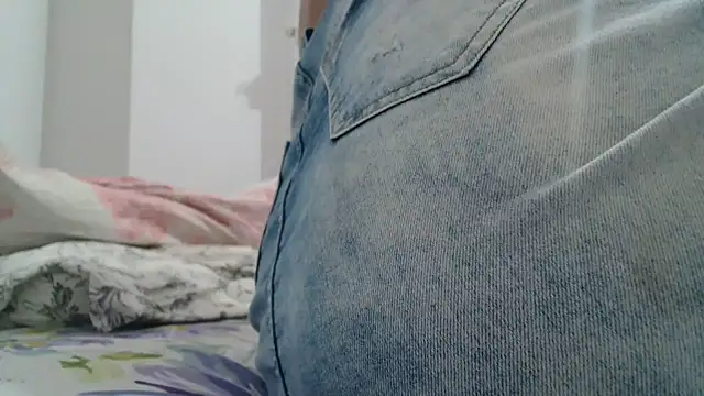 SecretBrunette online show from 12/22/25, 05:15