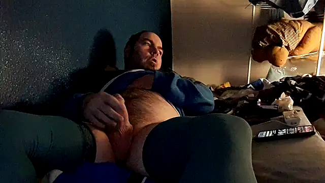 Snapshot of GeilerHSVFAN1989 chatting on 11/29/25, 08:34 GeilerHSVFAN1989 online show from 11/29/25, 08:34