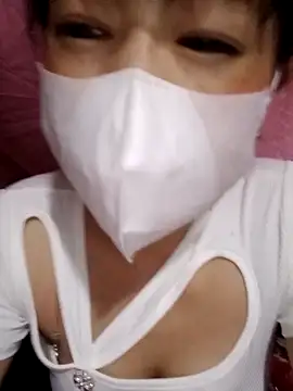 VanGau031694 online show from 09/09/25, 02:33