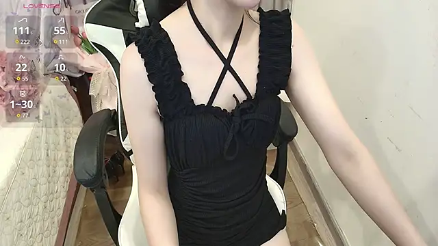 Bae Gigii online show from 10/13/25, 01:05