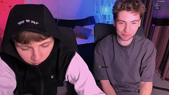 travis wolf  online show from 12/17/25, 08:59