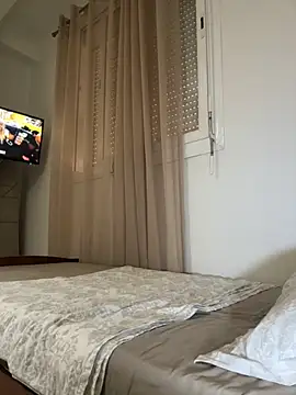 Snapshot of Merousexy282828 chatting on 11/04/25, 03:55 Merousexy282828 online show from 11/04/25, 03:55