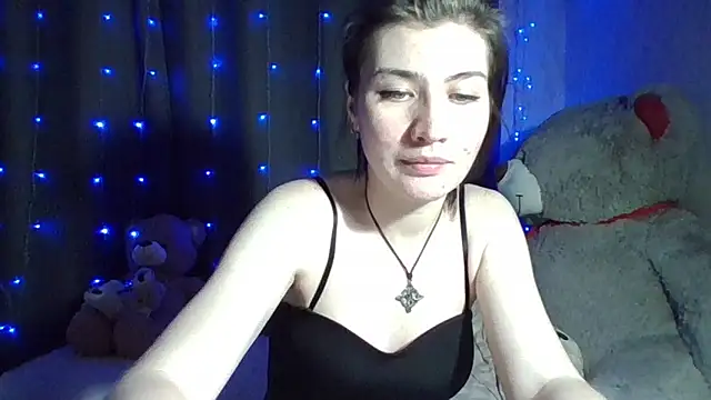 Nancy Luna online show from 10/16/25, 05:36