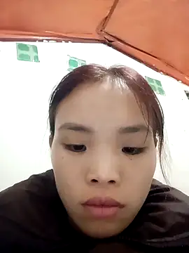 Snapshot of Handoo23 chatting on 11/11/25, 09:42 Handoo23 online show from 11/11/25, 09:42