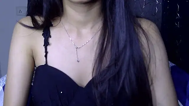 Snapshot of Riva_arora01 chatting on 04/29/26, 05:41 Riva arora01 online show from 04/29/26, 05:41