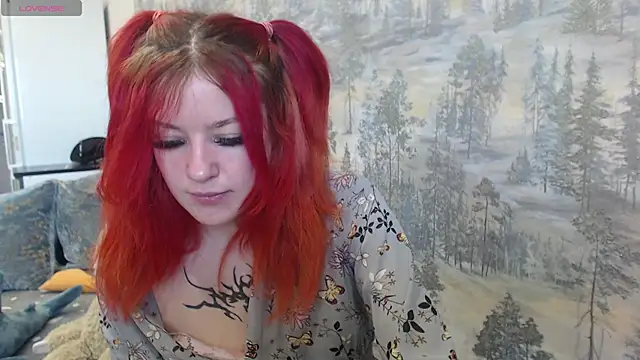   Elina   online show from 10/25/25, 04:42