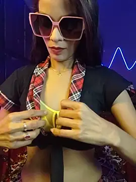 royeoy22 online show from 03/12/26, 09:59