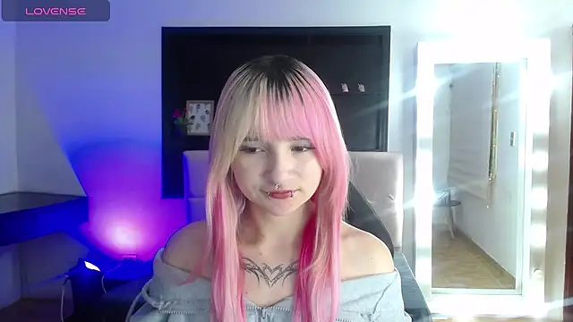  Charlotte Collins  online show from 06/27/26, 03:28