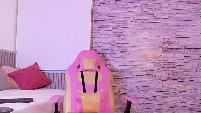 liz monserrat 1 online show from 11/10/25, 07:35