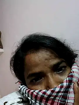 poojasexygirl2007 online show from 09/24/25, 06:11