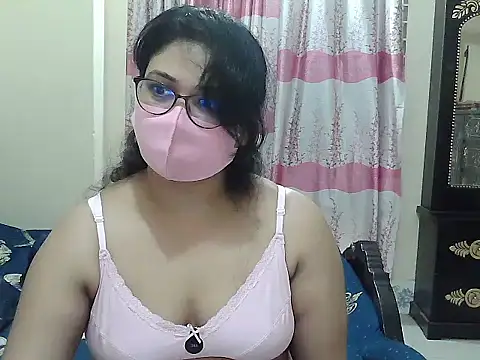 Snapshot of Elena_cruz5 chatting on 09/17/25, 06:31 Elena cruz5 online show from 09/17/25, 06:31