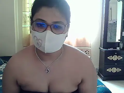 Snapshot of Elena_cruz5 chatting on 09/30/25, 07:46 Elena cruz5 online show from 09/30/25, 07:46