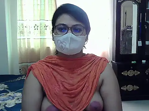 Snapshot of Elena_cruz5 chatting on 10/09/25, 01:25 Elena cruz5 online show from 10/09/25, 01:25