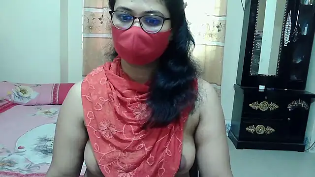 Snapshot of Elena_cruz5 chatting on 11/27/25, 12:56 Elena cruz5 online show from 11/27/25, 12:56