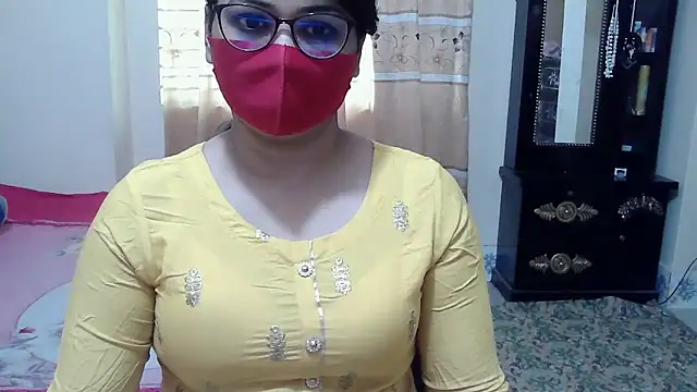 Elena cruz5 online show from 12/18/25, 01:22