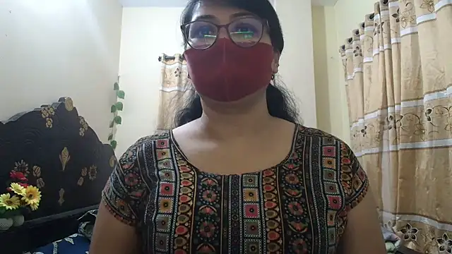 Snapshot of Elena_cruz5 chatting on 03/15/26, 08:15 Elena cruz5 online show from 03/15/26, 08:15