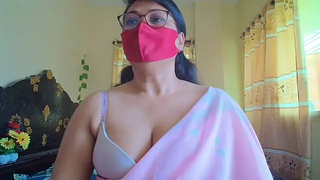 Snapshot of Elena_cruz5 chatting on 03/16/26, 05:55 Elena cruz5 online show from 03/16/26, 05:55