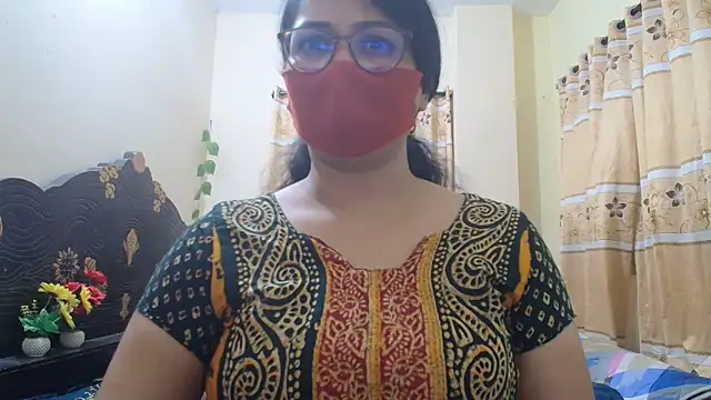 Snapshot of Elena_cruz5 chatting on 04/05/26, 05:54 Elena cruz5 online show from 04/05/26, 05:54