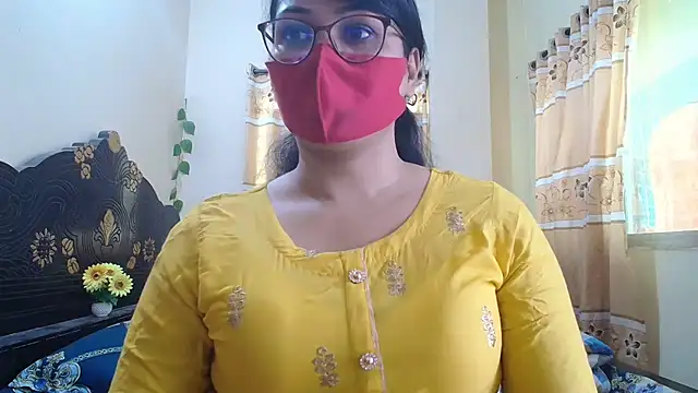 Snapshot of Elena_cruz5 chatting on 04/13/26, 08:53 Elena cruz5 online show from 04/13/26, 08:53