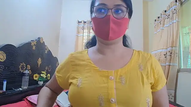 Snapshot of Elena_cruz5 chatting on 06/16/26, 07:55 Elena cruz5 online show from 06/16/26, 07:55