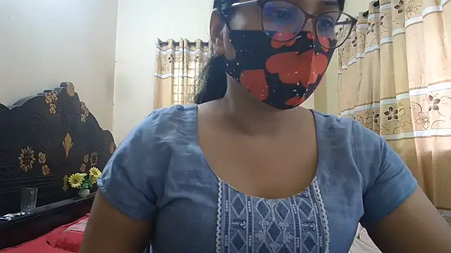 Snapshot of Elena_cruz5 chatting on 07/12/26, 06:48 Elena cruz5 online show from 07/12/26, 06:48