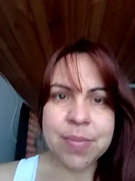 Snapshot of CARITOMIO chatting on 11/05/25, 01:22 CARITOMIO online show from 11/05/25, 01:22