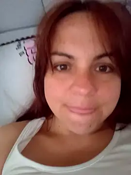 Snapshot of CARITOMIO chatting on 11/16/25, 06:13 CARITOMIO online show from 11/16/25, 06:13