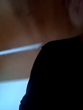 Snapshot of CARITOMIO chatting on 11/22/25, 06:51 CARITOMIO online show from 11/22/25, 06:51