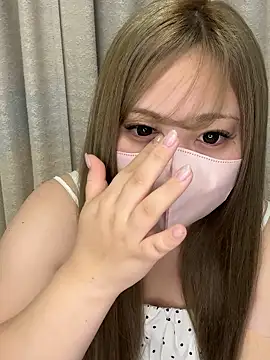 Snapshot of Chua-chan chatting on 09/24/25, 02:42 Chua-chan online show from 09/24/25, 02:42
