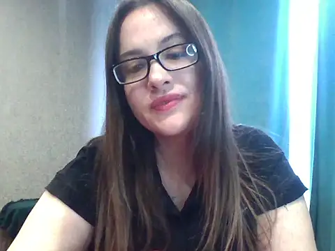 Snapshot of karina160000 chatting on 12/14/25, 06:08 karina160000 online show from 12/14/25, 06:08