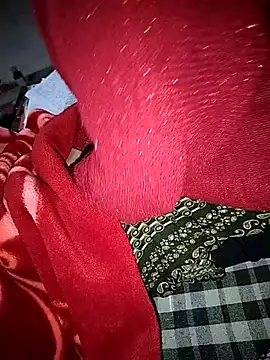 Snapshot of sexy__girls98 chatting on 11/21/25, 08:29 sexy girls98 online show from 11/21/25, 08:29