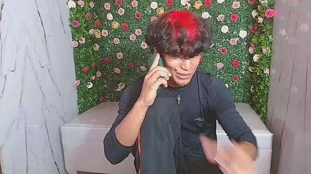 Snapshot of bull_cam chatting on 12/21/25, 06:48 bull cam online show from 12/21/25, 06:48