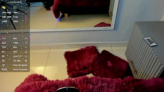 Mia Valentine  online show from 01/09/26, 09:05