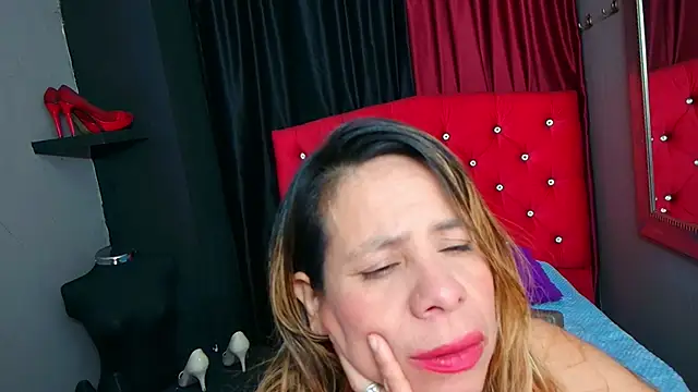 SofiaXDelRio online show from 10/08/25, 11:41