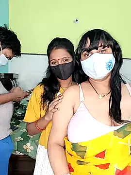 Snapshot of kamini_bhabhi chatting on 12/01/25, 01:27 kamini bhabhi online show from 12/01/25, 01:27