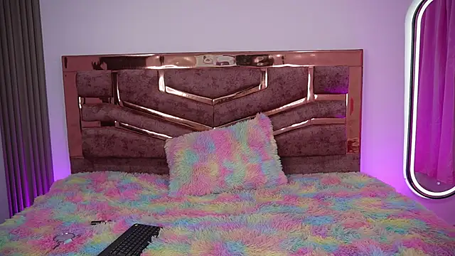 Snapshot of natasha_vesper chatting on 11/22/25, 12:53 natasha vesper online show from 11/22/25, 12:53