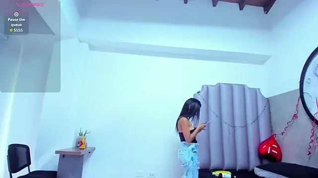 honny 23 online show from 02/14/26, 07:32