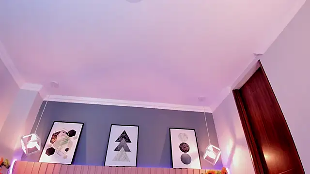 Nina Ford online show from 04/16/26, 03:07