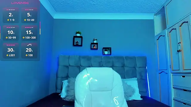 Snapshot of Obsessions_of_lua chatting on 09/28/25, 03:23 Obsessions of lua online show from 09/28/25, 03:23