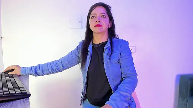 Salo funny online show from 11/29/25, 10:07