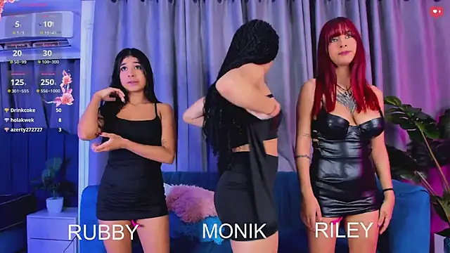 Snapshot of Evil_Giirls chatting on 09/29/25, 02:27 Evil Giirls online show from 09/29/25, 02:27