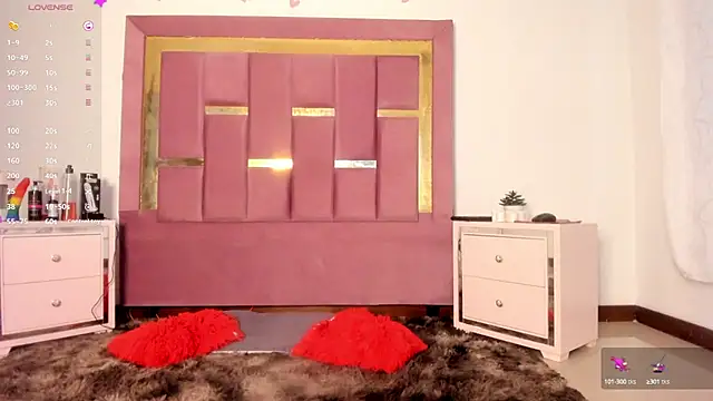 Snapshot of AikoSnow chatting on 10/01/25, 06:36 AikoSnow online show from 10/01/25, 06:36