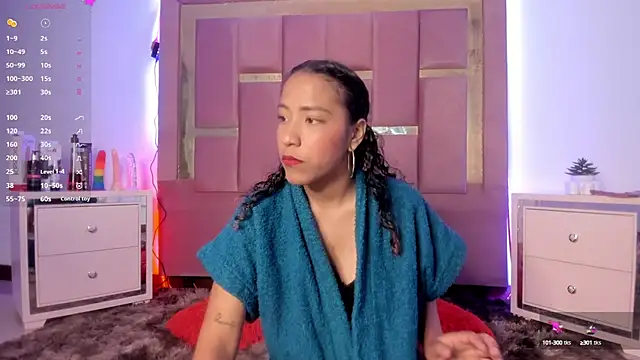 Snapshot of AikoSnow chatting on 10/02/25, 05:20 AikoSnow online show from 10/02/25, 05:20