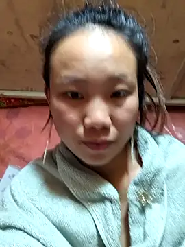 liu-liusexy online show from 10/30/25, 03:02