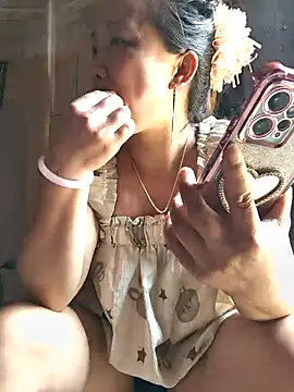 liu-liusexy online show from 04/16/26, 04:24