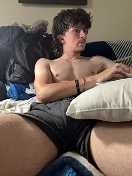 Snapshot of conradical18 chatting on 09/24/25, 02:26 conradical18 online show from 09/24/25, 02:26