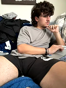 Snapshot of conradical18 chatting on 09/24/25, 07:06 conradical18 online show from 09/24/25, 07:06