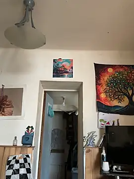 gnpdmelvin22 online show from 05/13/26, 12:02