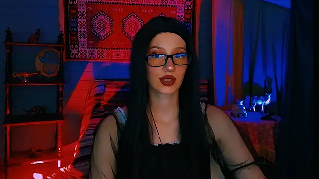 Snapshot of AliceWelch_ chatting on 09/21/25, 07:37 AliceWelch online show from 09/21/25, 07:37