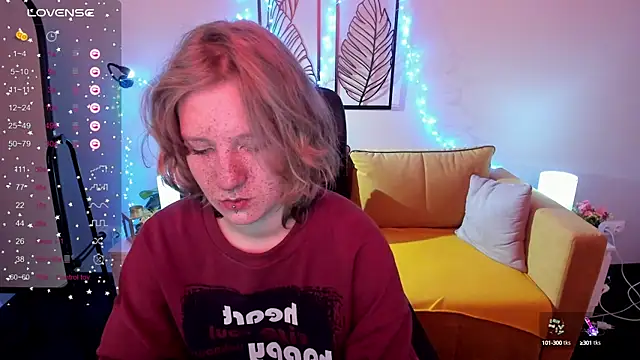 Snapshot of Hailey_Foxy chatting on 10/12/25, 08:57 Hailey Foxy online show from 10/12/25, 08:57